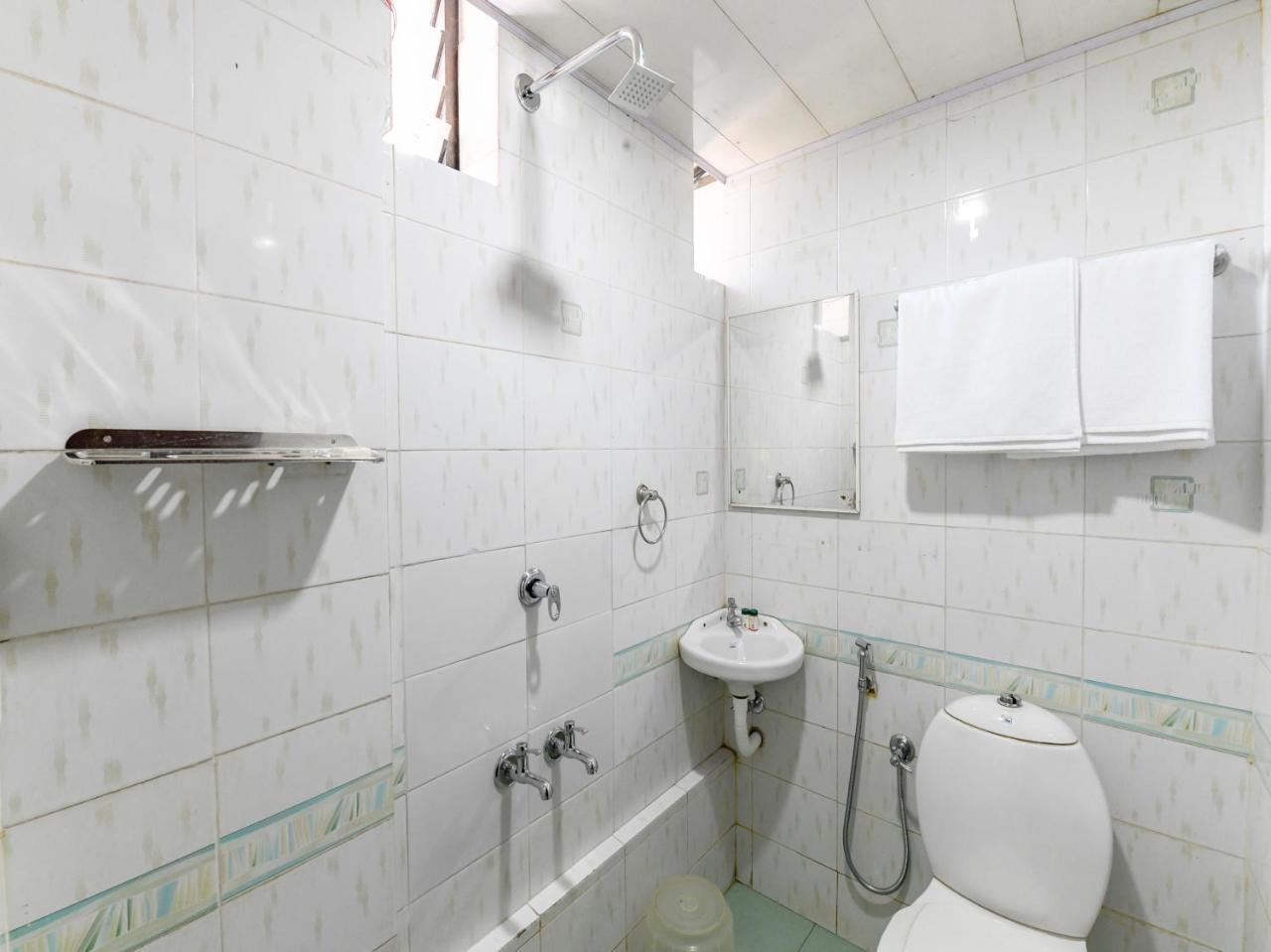 Oyo 11309 Hotel Green Land Residency Kochi ภายนอก รูปภาพ