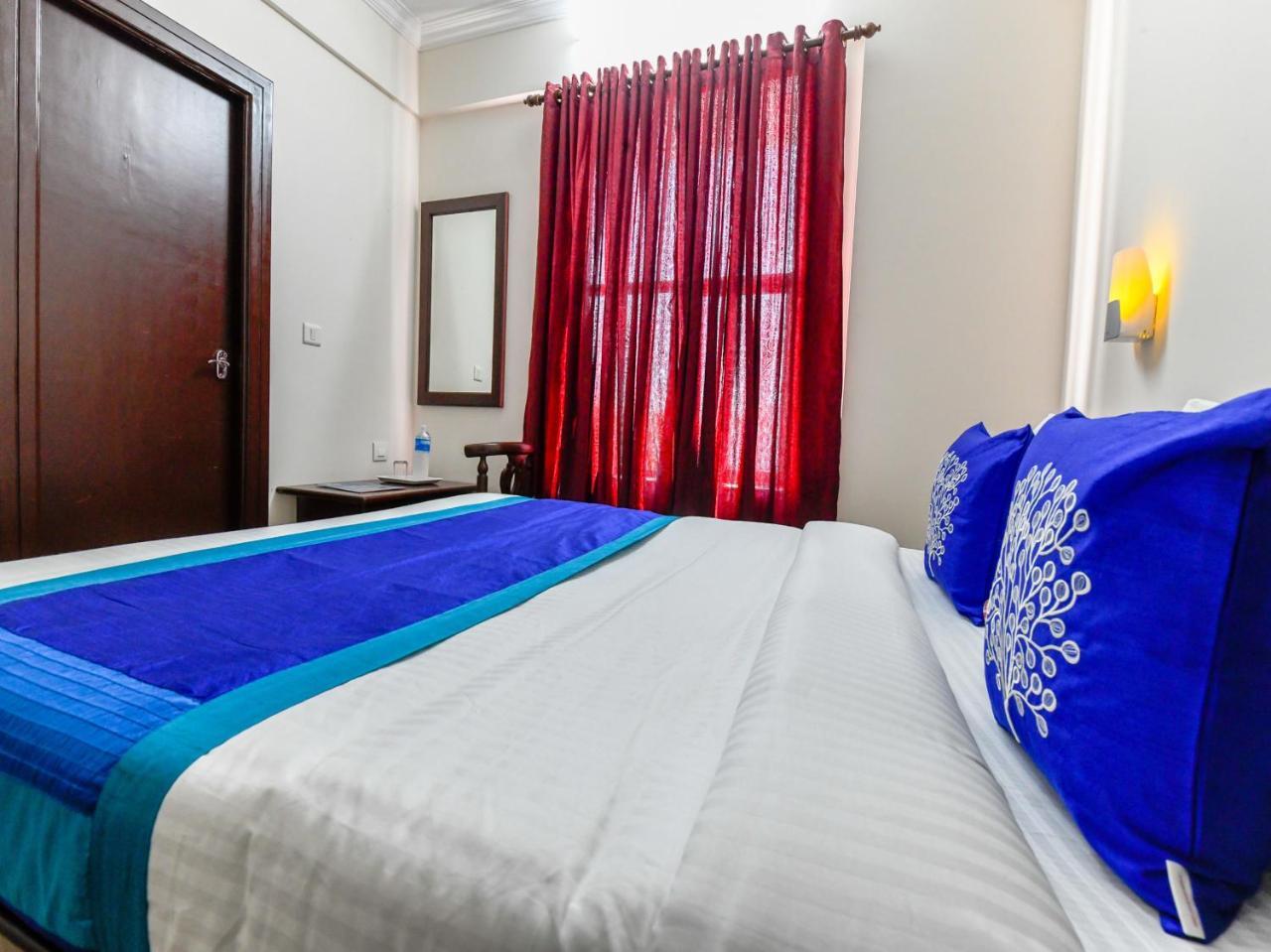 Oyo 11309 Hotel Green Land Residency Kochi ภายนอก รูปภาพ