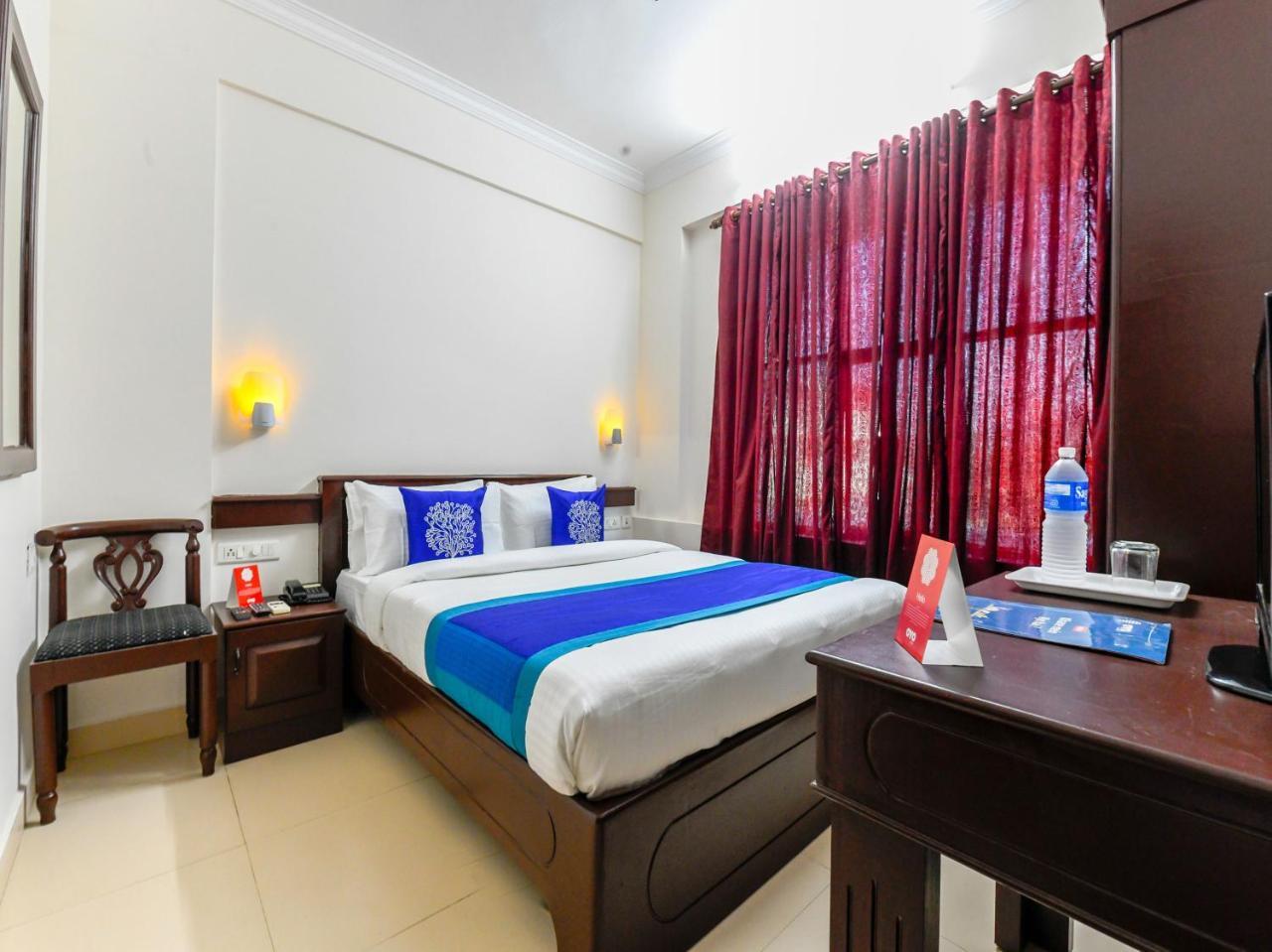 Oyo 11309 Hotel Green Land Residency Kochi ภายนอก รูปภาพ