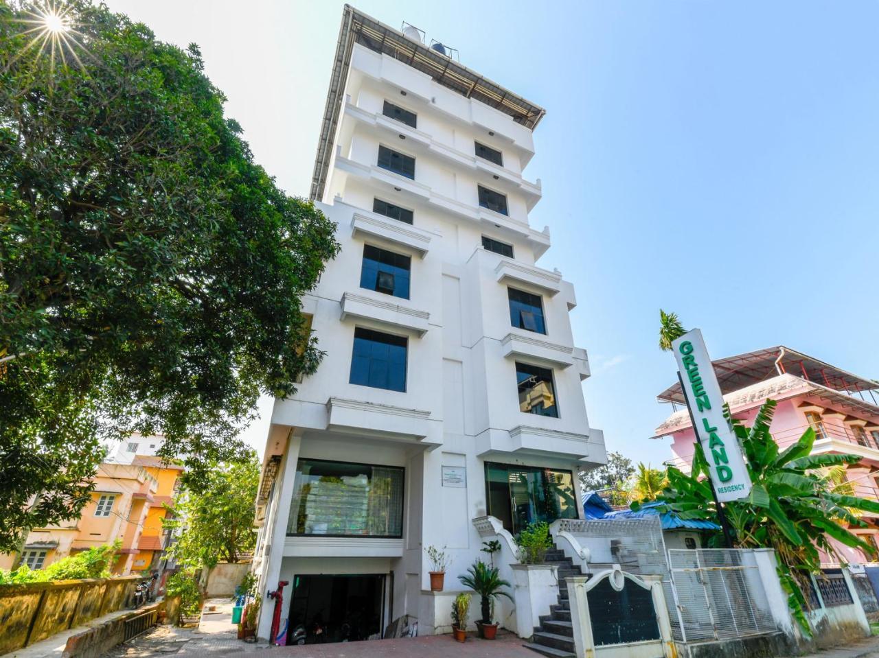 Oyo 11309 Hotel Green Land Residency Kochi ภายนอก รูปภาพ
